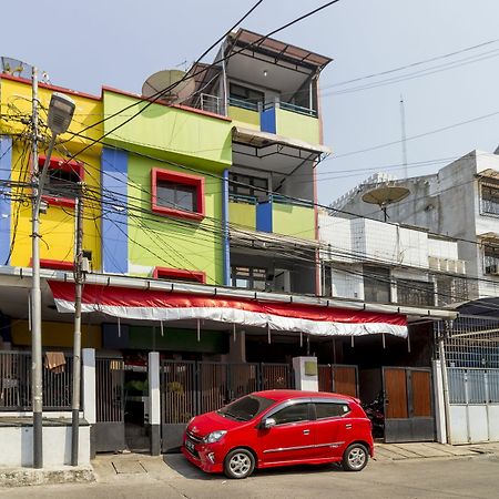 Hotel Reddoorz Near Gajah Mada Plaza 2 Yakarta Exterior foto